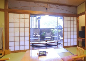 yufuin kotobuki hana no sho