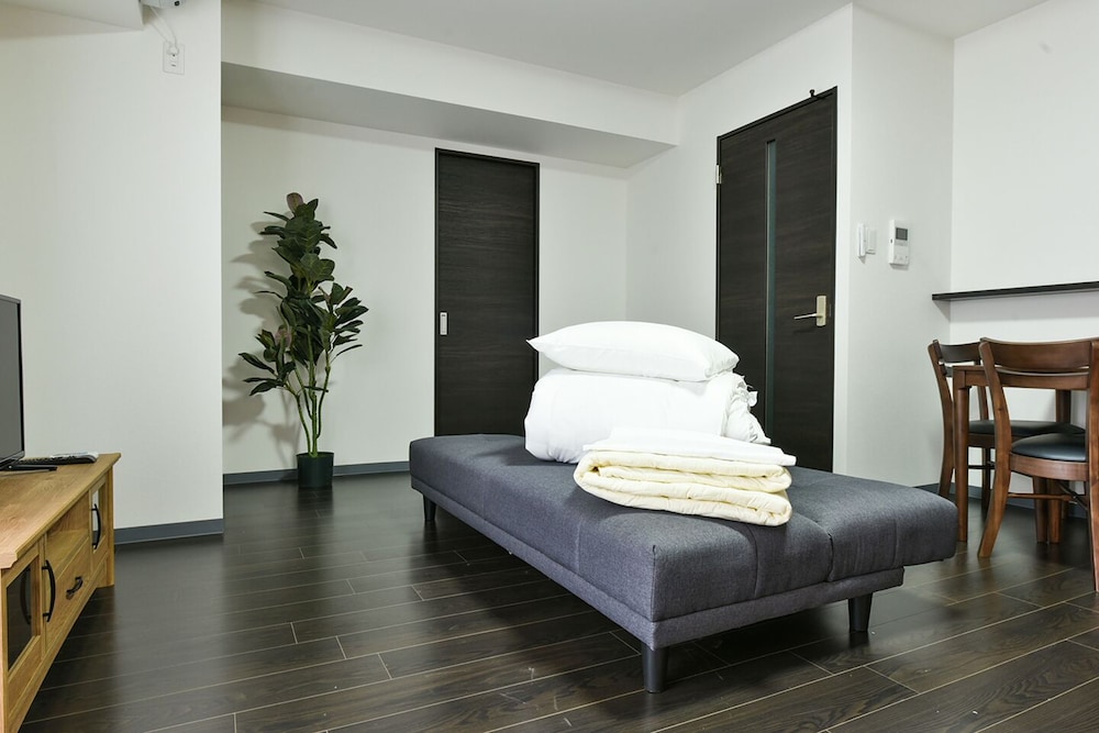 sun court hongo dori garden hills