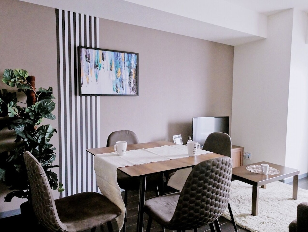 sun court hongo dori garden hills