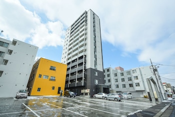 sun court hongo dori garden hills