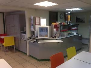 hotel premiere classe niort est la creche