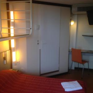 hotel premiere classe niort est la creche