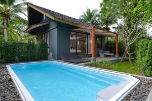 twin lotus resort and spa adult only