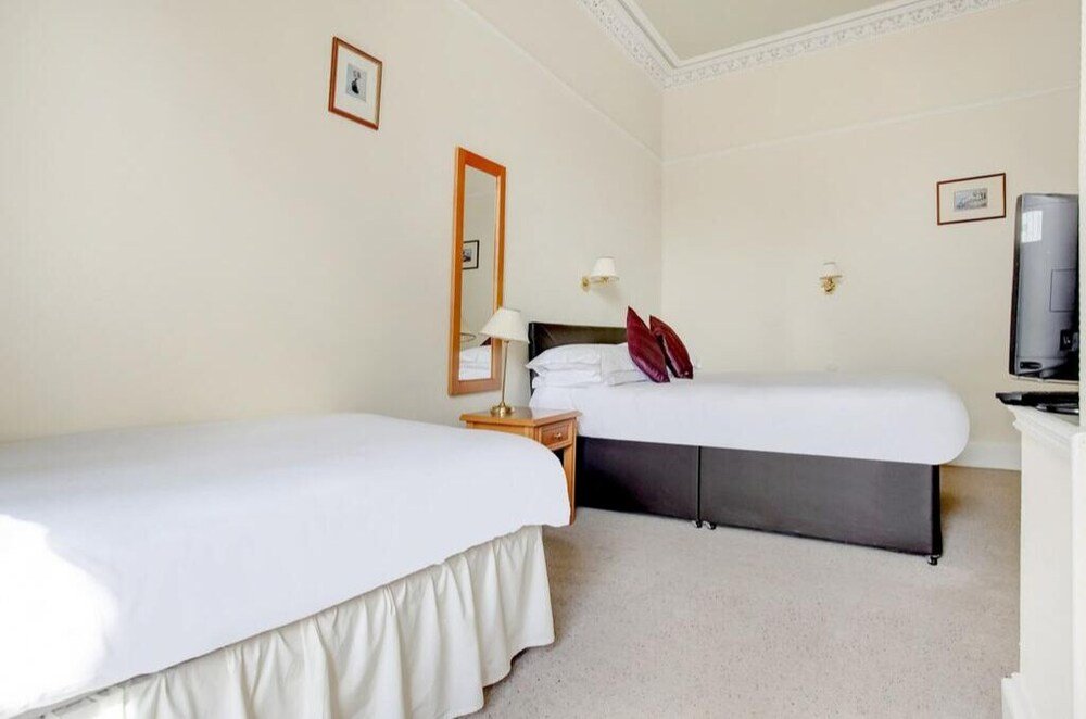kirkconnel hall hotel