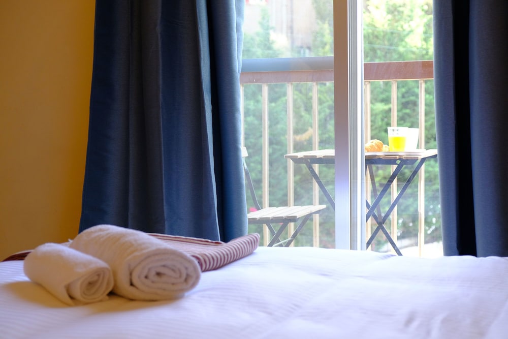 hotel wakim self catering