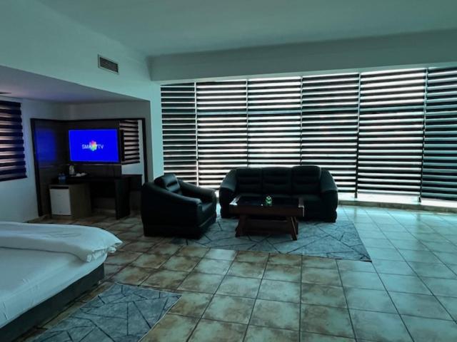 hotel mistral
