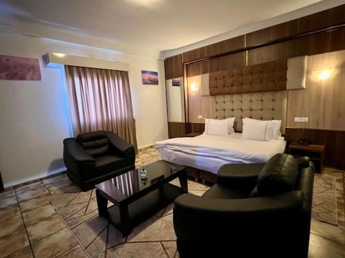 hotel mistral