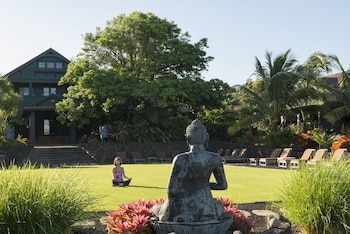 lumeria maui educational retreat center