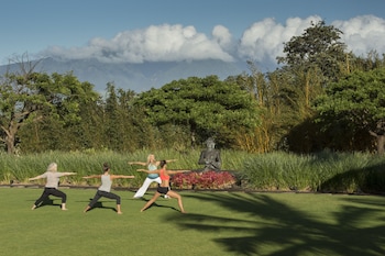 lumeria maui educational retreat center
