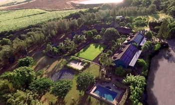 lumeria maui educational retreat center