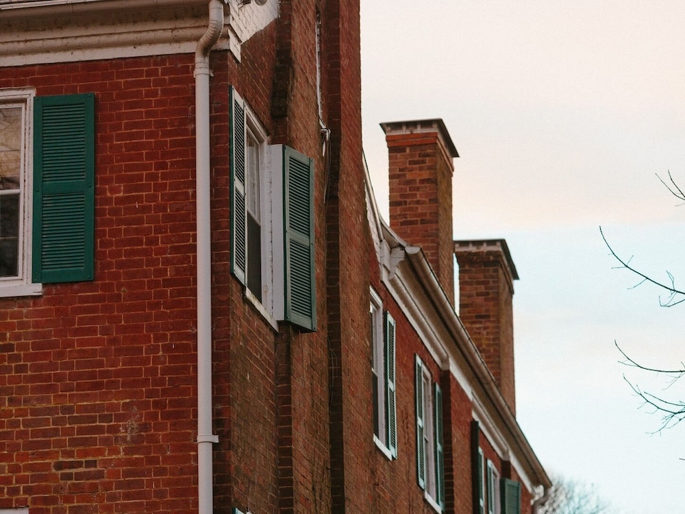 cave hill farm bed and breakfast