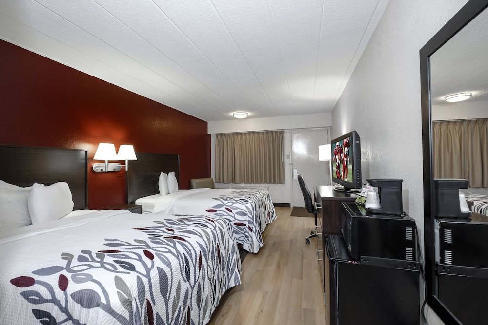 red roof inn washington pa