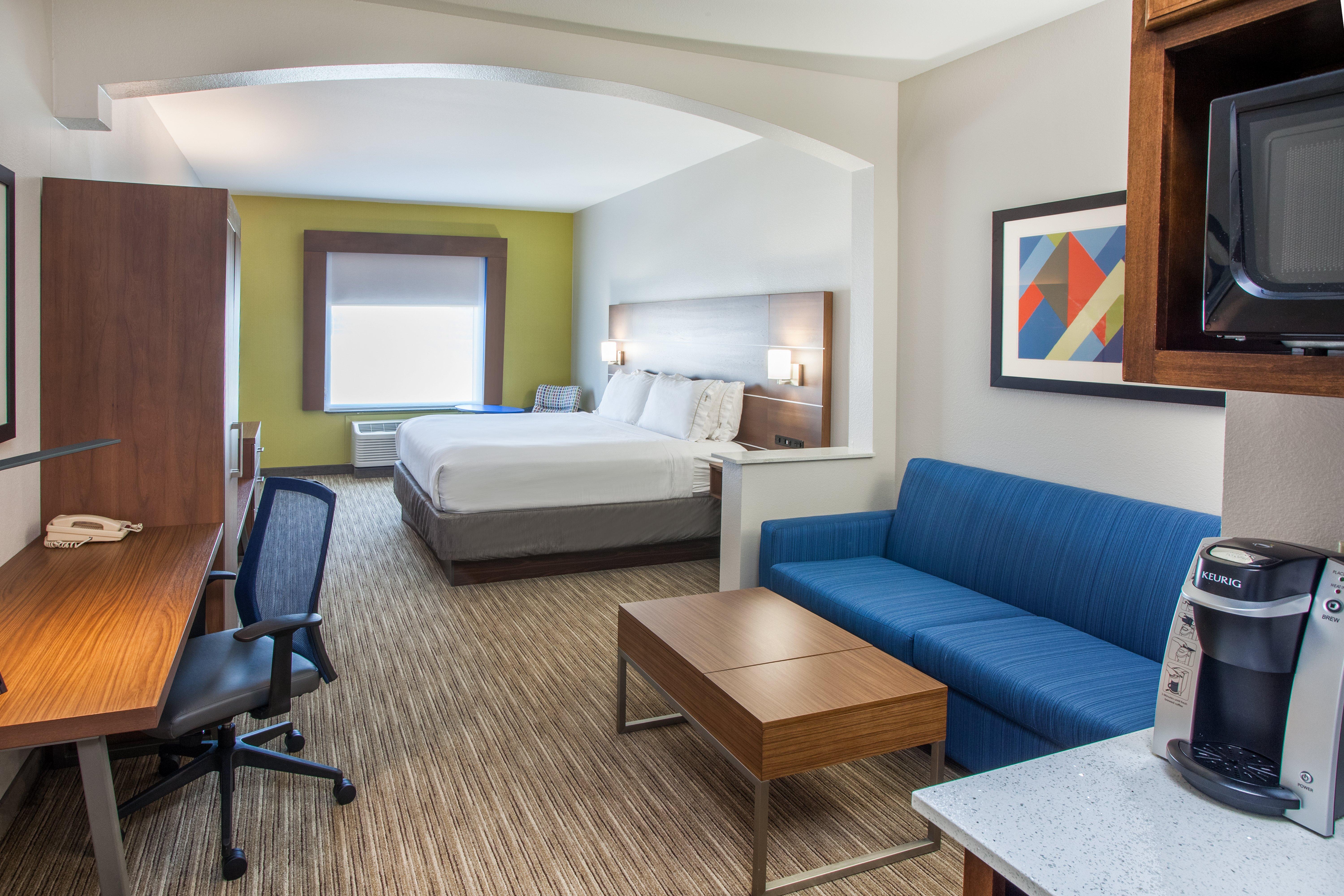 holiday inn express and suites texarkana by ihg