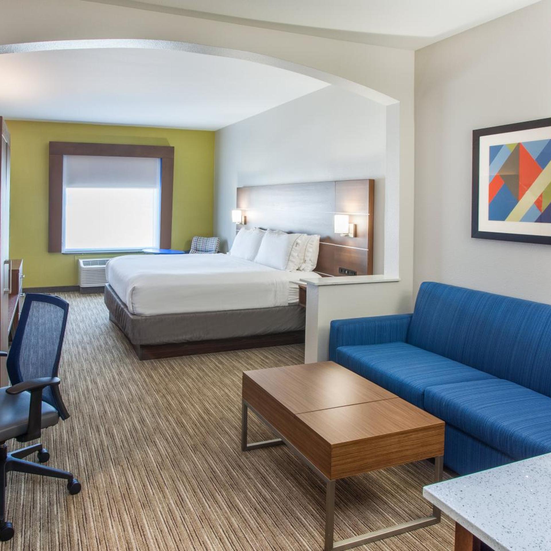 holiday inn express and suites texarkana by ihg