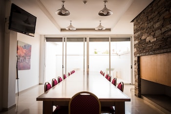 amerian carlos paz apart and suites