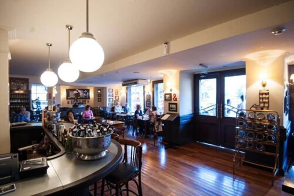 amerian executive cordoba hotel