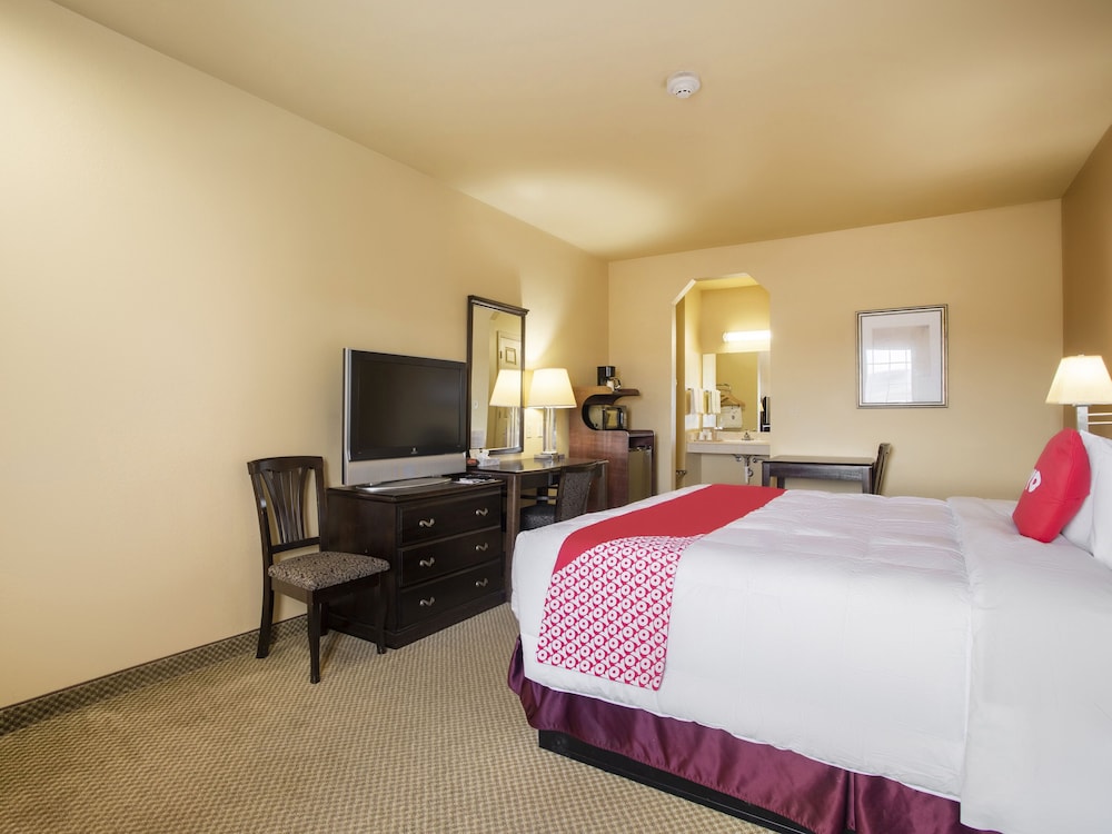 oyo hotel valley view tx i 35