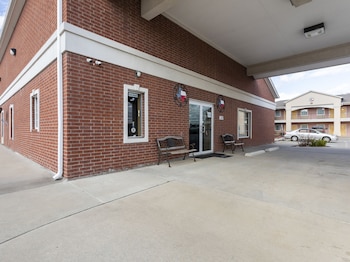 oyo hotel valley view tx i 35