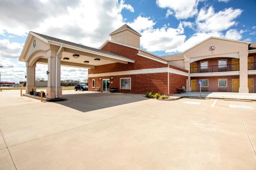 Oyo Hotel Valley View Tx, I-35,,3 star