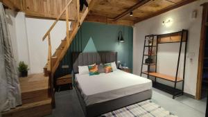 peppy nomads luxuria