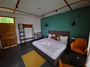 peppy nomads luxuria