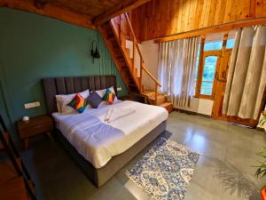 peppy nomads luxuria