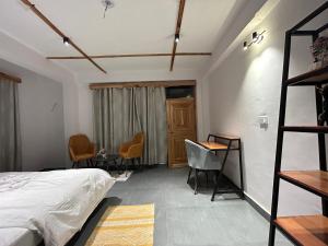 peppy nomads luxuria