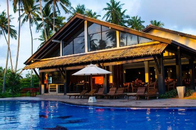 kamili beach hotel