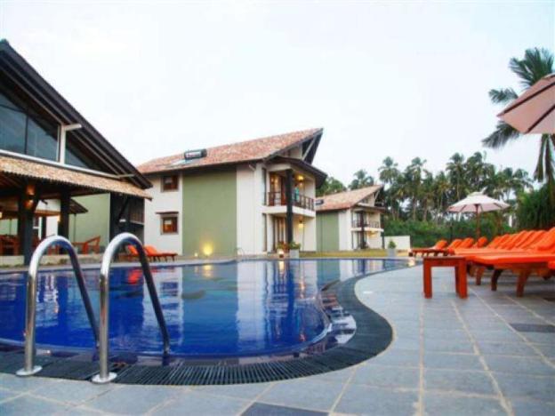 kamili beach hotel