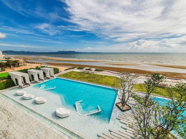 veranda beachfront residence pattaya
