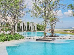 veranda beachfront residence pattaya