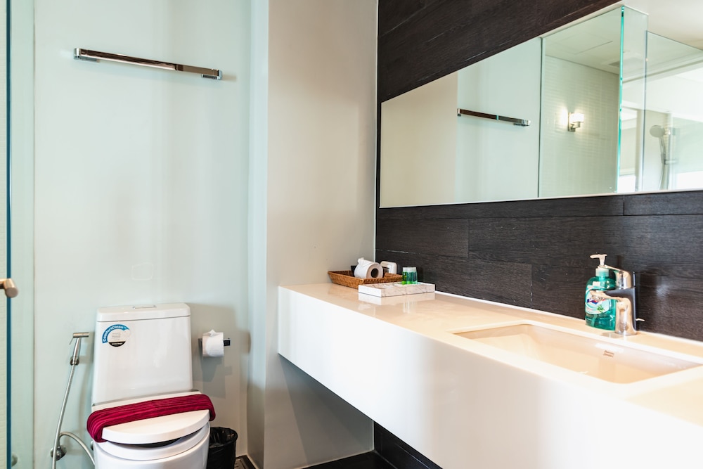 veranda beachfront residence pattaya