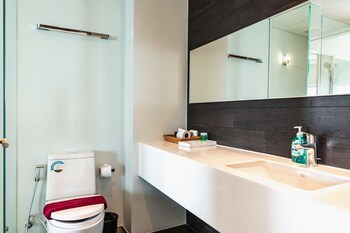 veranda beachfront residence pattaya