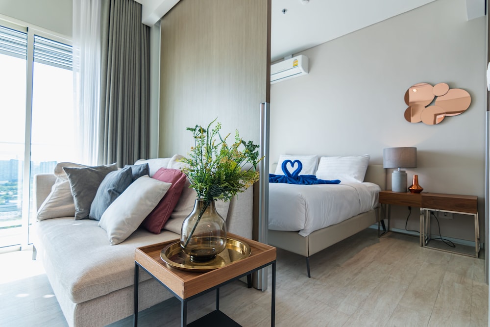 veranda beachfront residence pattaya