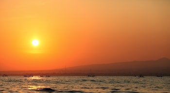 puri saron baruna beach
