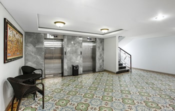 puri saron baruna beach