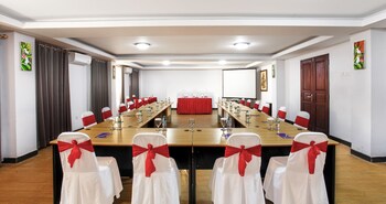 puri saron baruna beach