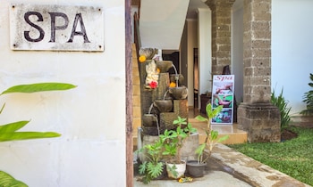 puri saron baruna beach