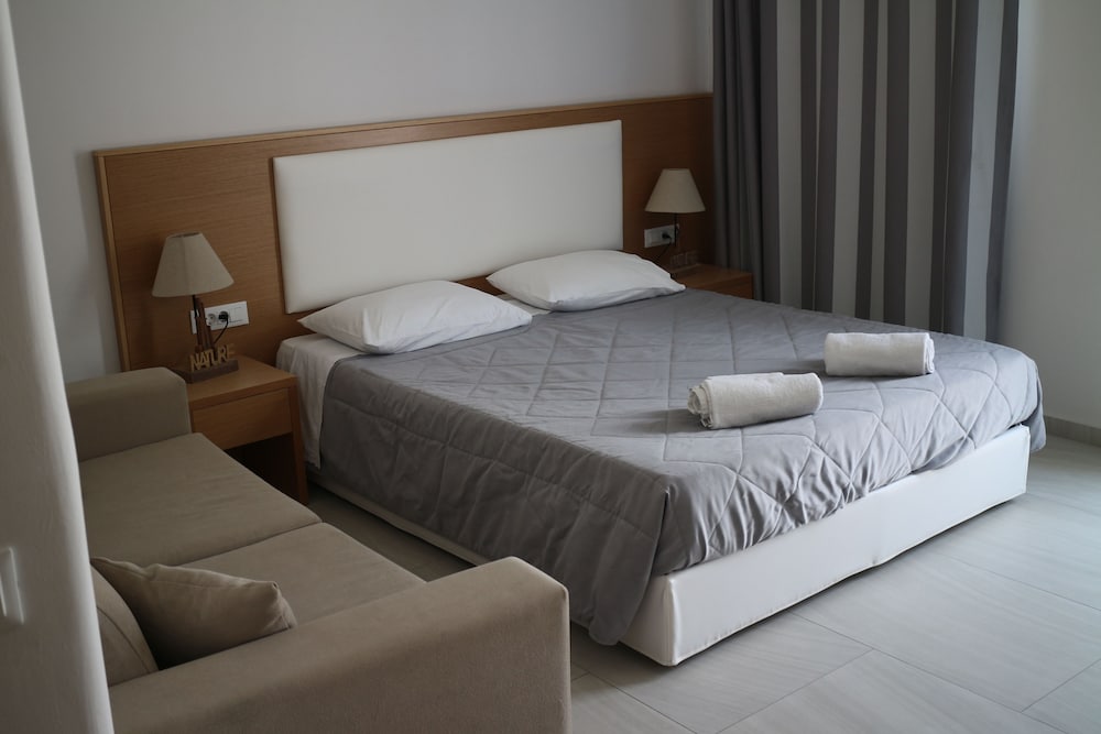 petinaros hotel