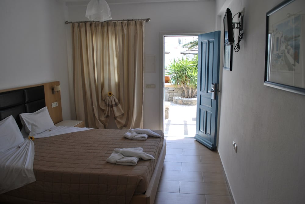 petinaros hotel