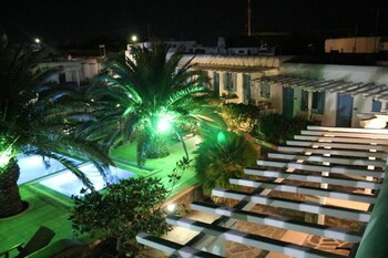 petinaros hotel