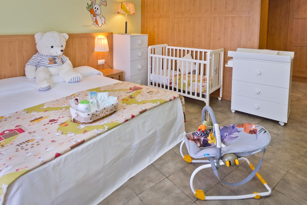 vilar rural de sant hilari by serhs hotels