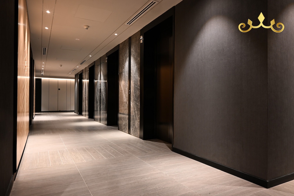 tropicana the residence klcc kuala lumpur crown suites