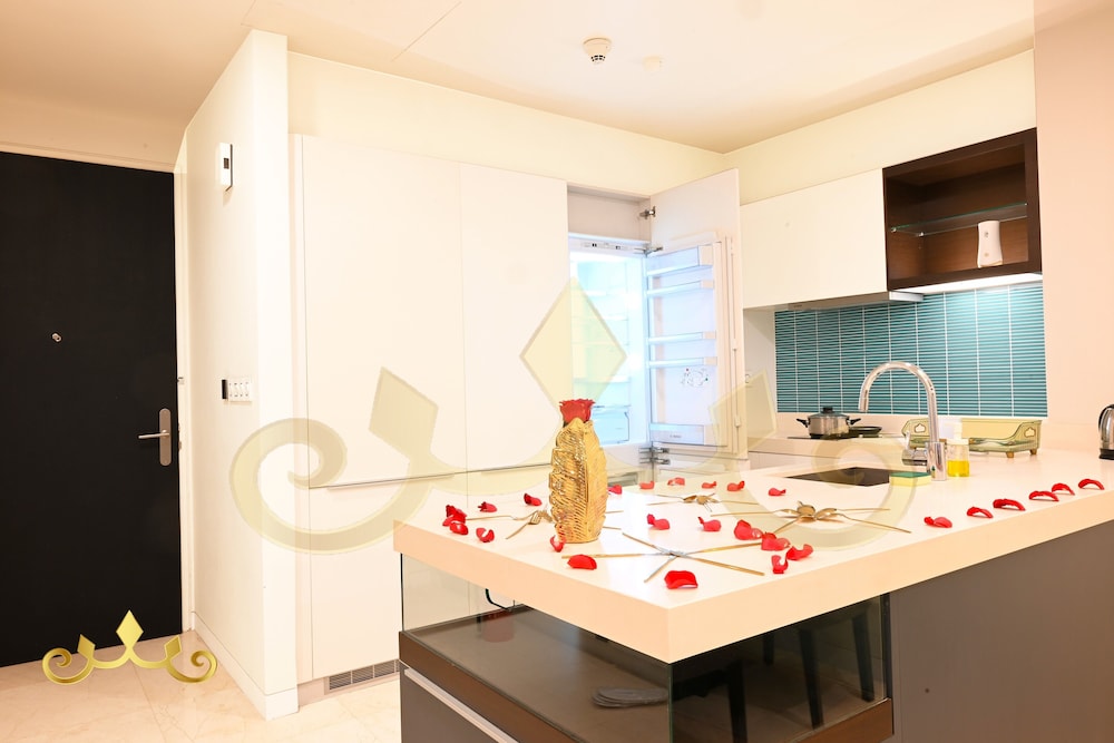 tropicana the residence klcc kuala lumpur crown suites