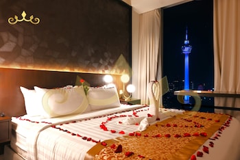 tropicana the residence klcc kuala lumpur crown suites