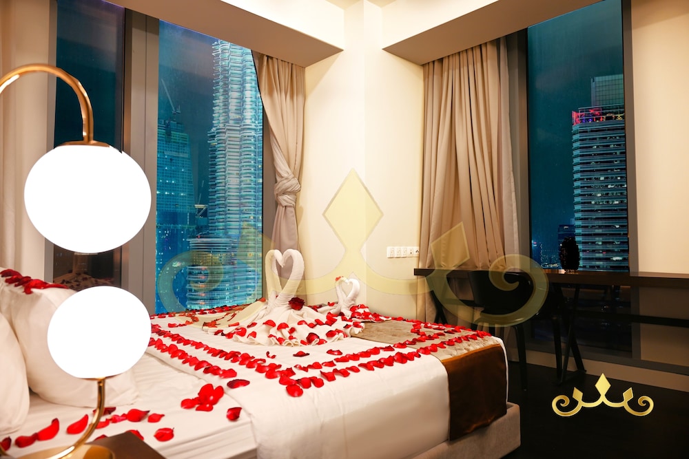 tropicana the residence klcc kuala lumpur crown suites