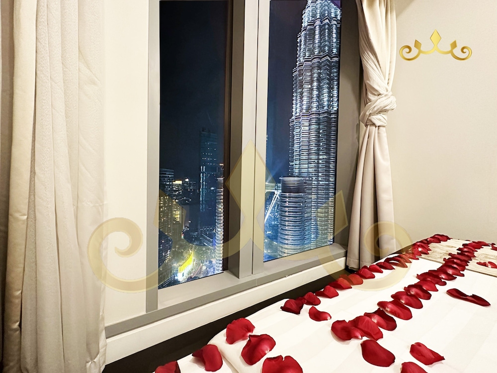 tropicana the residence klcc kuala lumpur crown suites