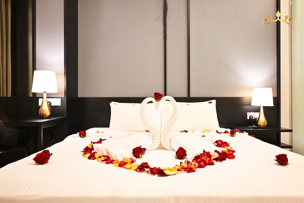tropicana the residence klcc kuala lumpur crown suites