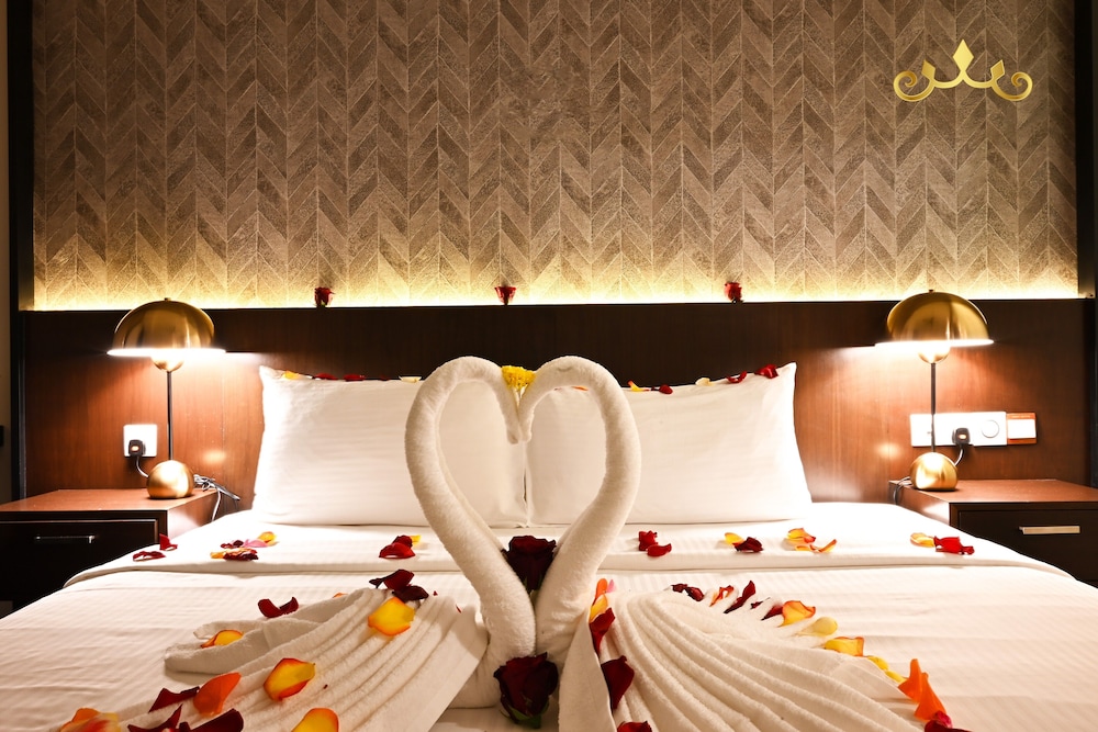 tropicana the residence klcc kuala lumpur crown suites
