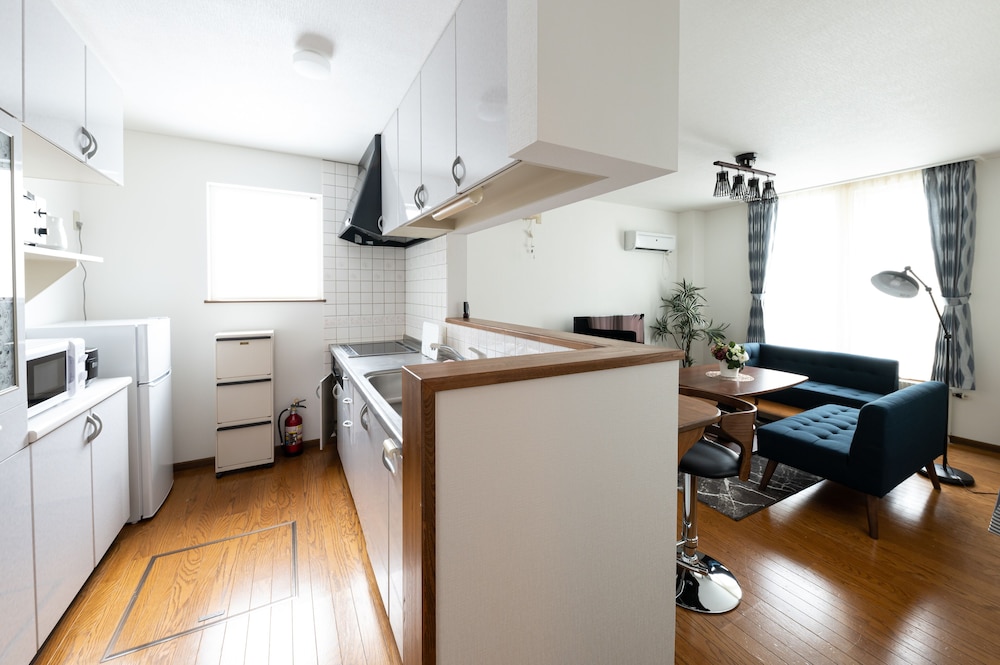 hongo 11 apartment